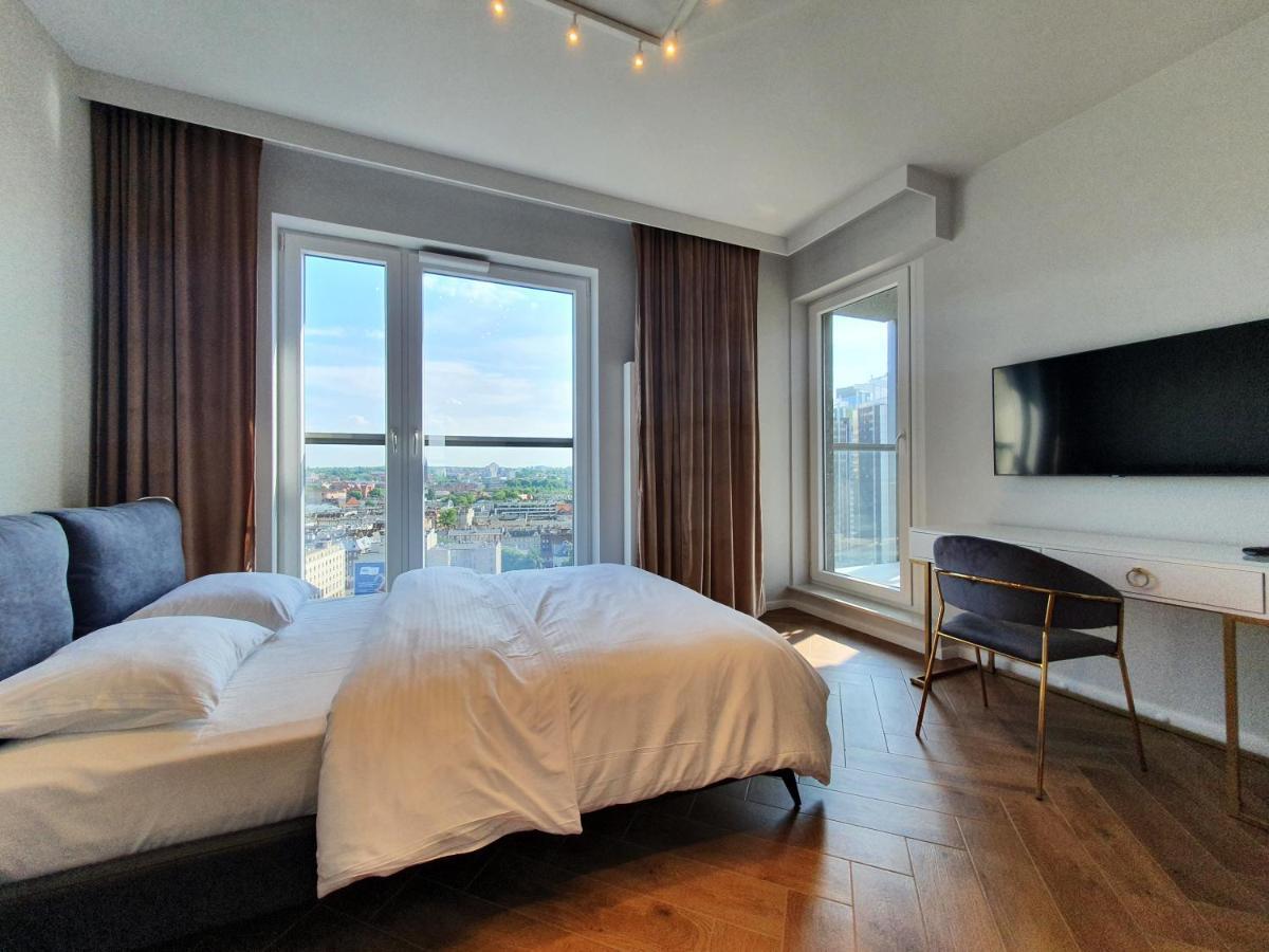 15 Pietro Sokolska 30 Towers Apartments - New - Lux - Parking - Sauna - Gym- And The Best View In Katowice Exterior foto