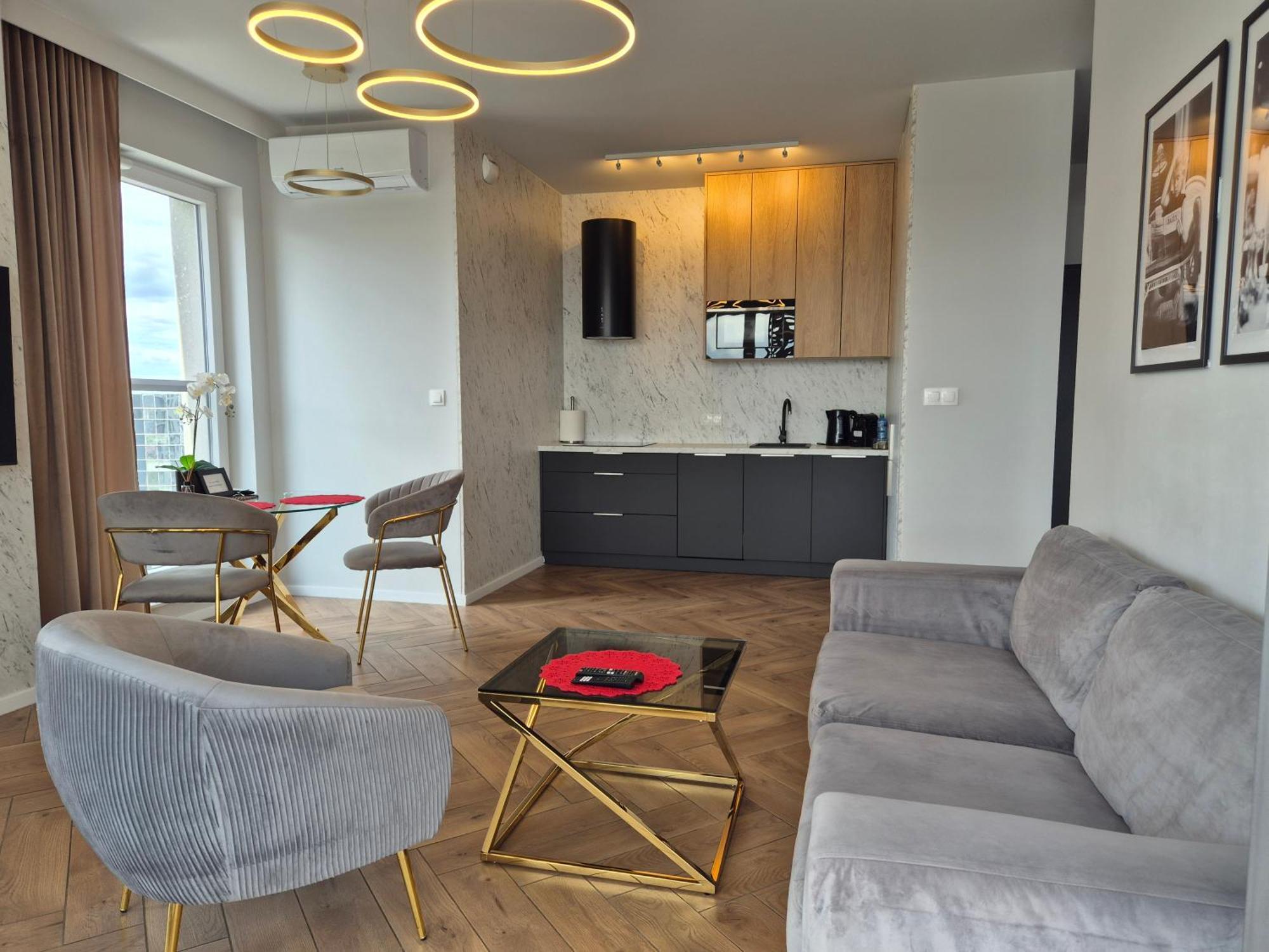 15 Pietro Sokolska 30 Towers Apartments - New - Lux - Parking - Sauna - Gym- And The Best View In Katowice Exterior foto